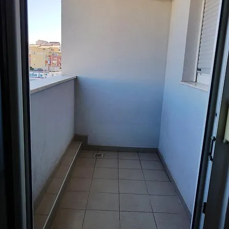 With A Parking Space 15199